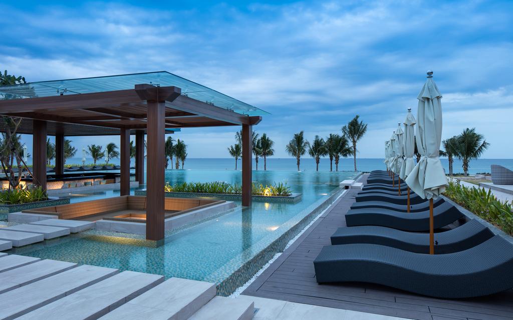 Hồ bơi ở FLC Quy Nhơn