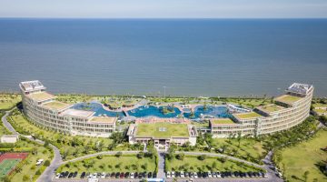 So sánh FLC Luxury Resort và FLC Grand Hotel Sầm Sơn: Nên chọn chỗ nào?