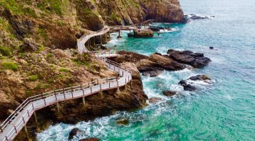 FLC Quy Nhơn có gần biển không? Kinh nghiệm di chuyển và tham quan